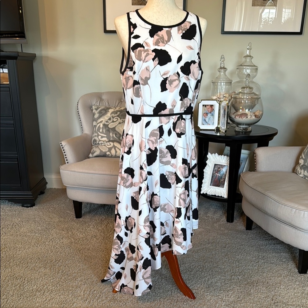 Floral Sleeveless Dress